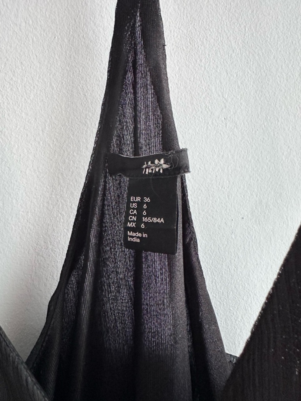 ♥️H&M Black Spaghetti-Strap V-Neck Maxi Dress - Picture 2 of 3